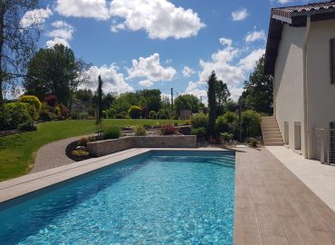 Abors de Piscine (2)